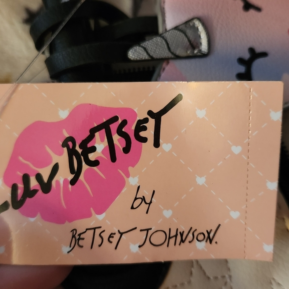 Betsey Johnson Purse - Picture 5 of 16